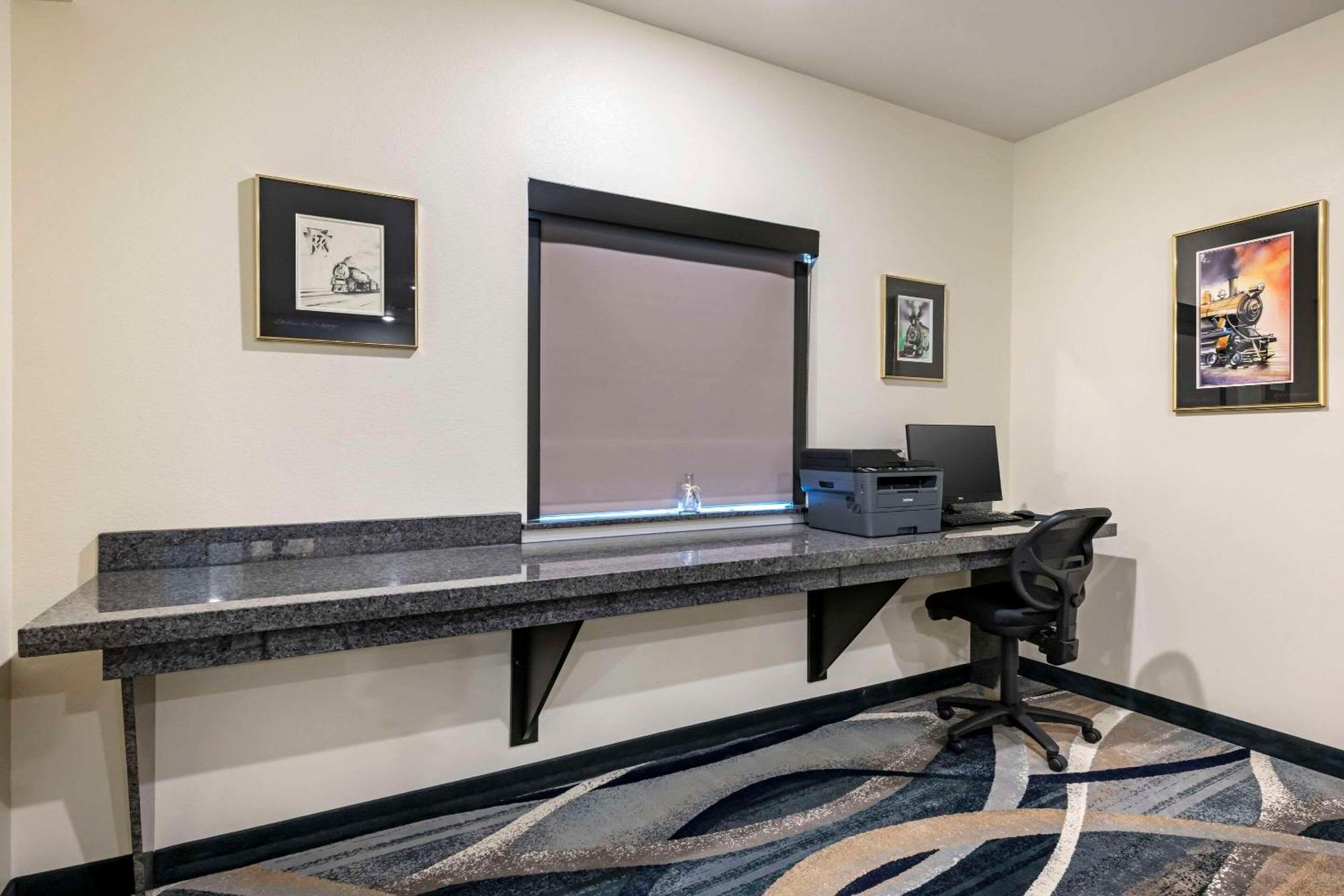 Comfort Inn & Suites Medina 外观 照片