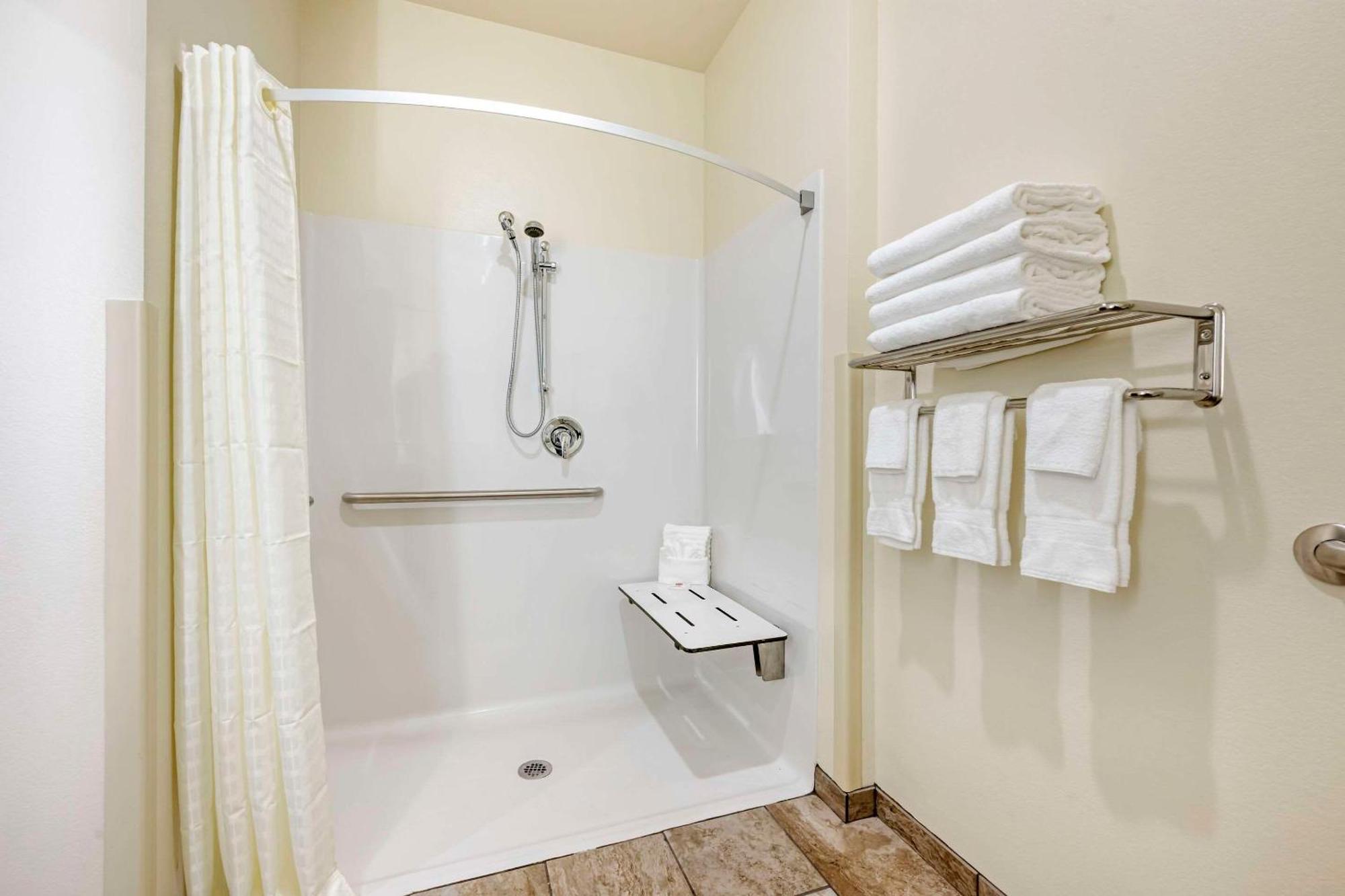 Comfort Inn & Suites Medina 外观 照片